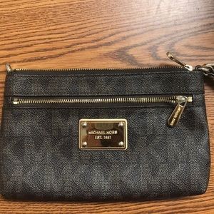 Michael Kors wristlet